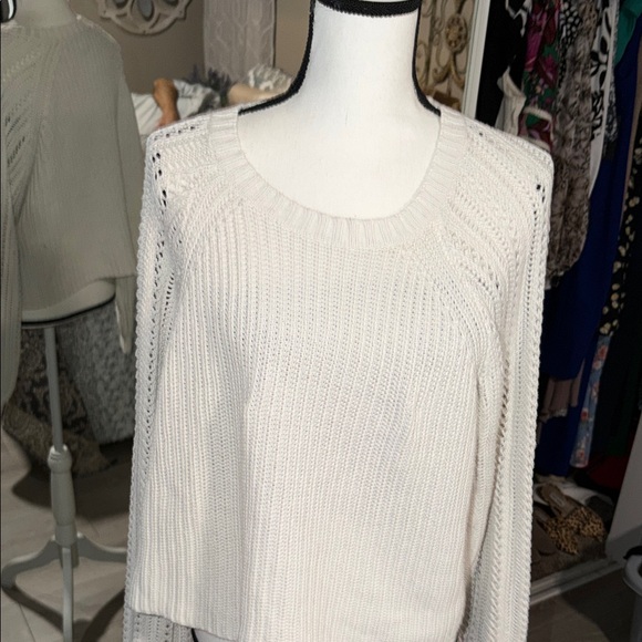 American Eagle Outfitters Sweaters - American Eagle Outfitters Women's Cream Knit Sweater